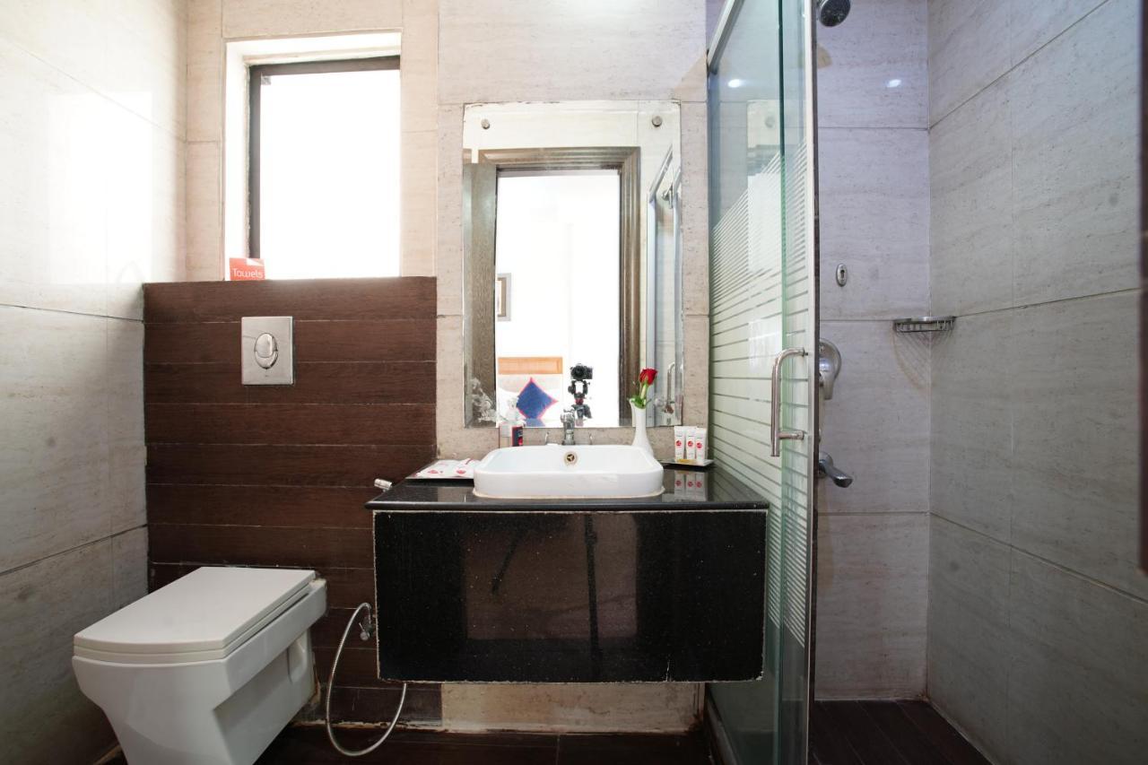 Zip By Spree Hotels Delhi Greater Kailash New Delhi Eksteriør billede
